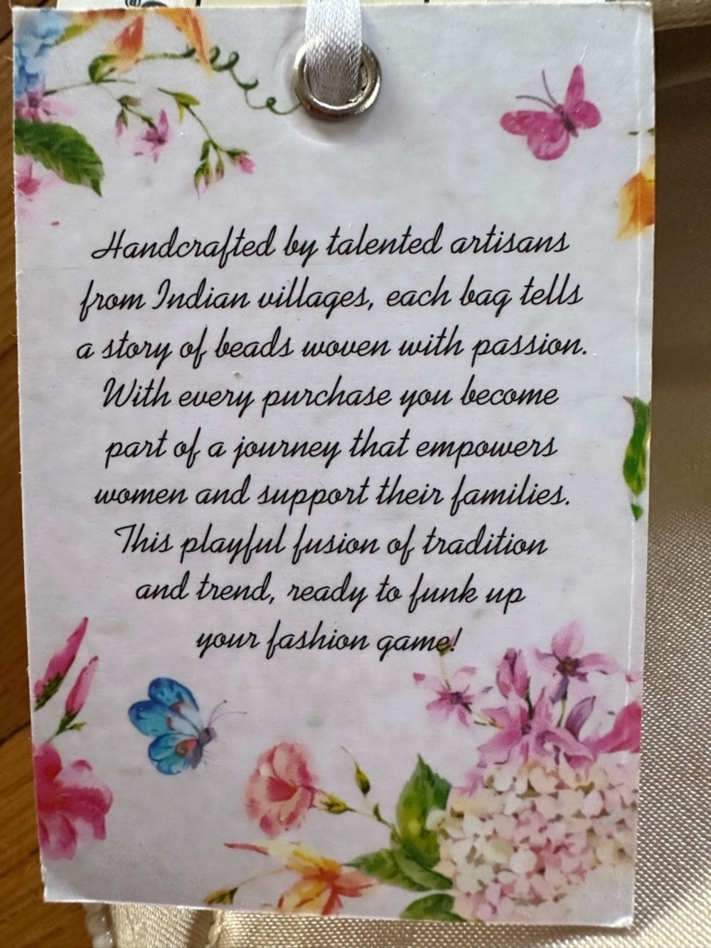 Viral Beaded Ladybug Shoulder Bag NWT - Picture 6 of 6